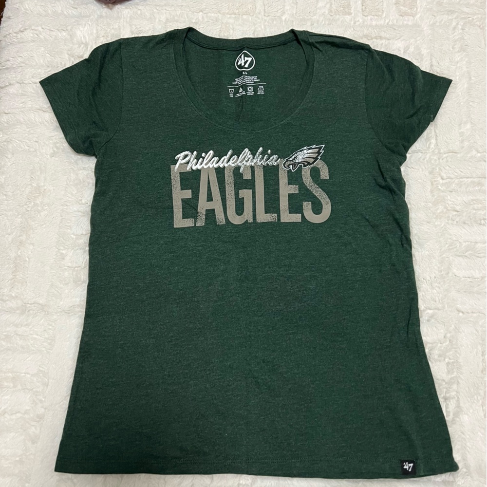 Philadelphia Eagles tee shirt
